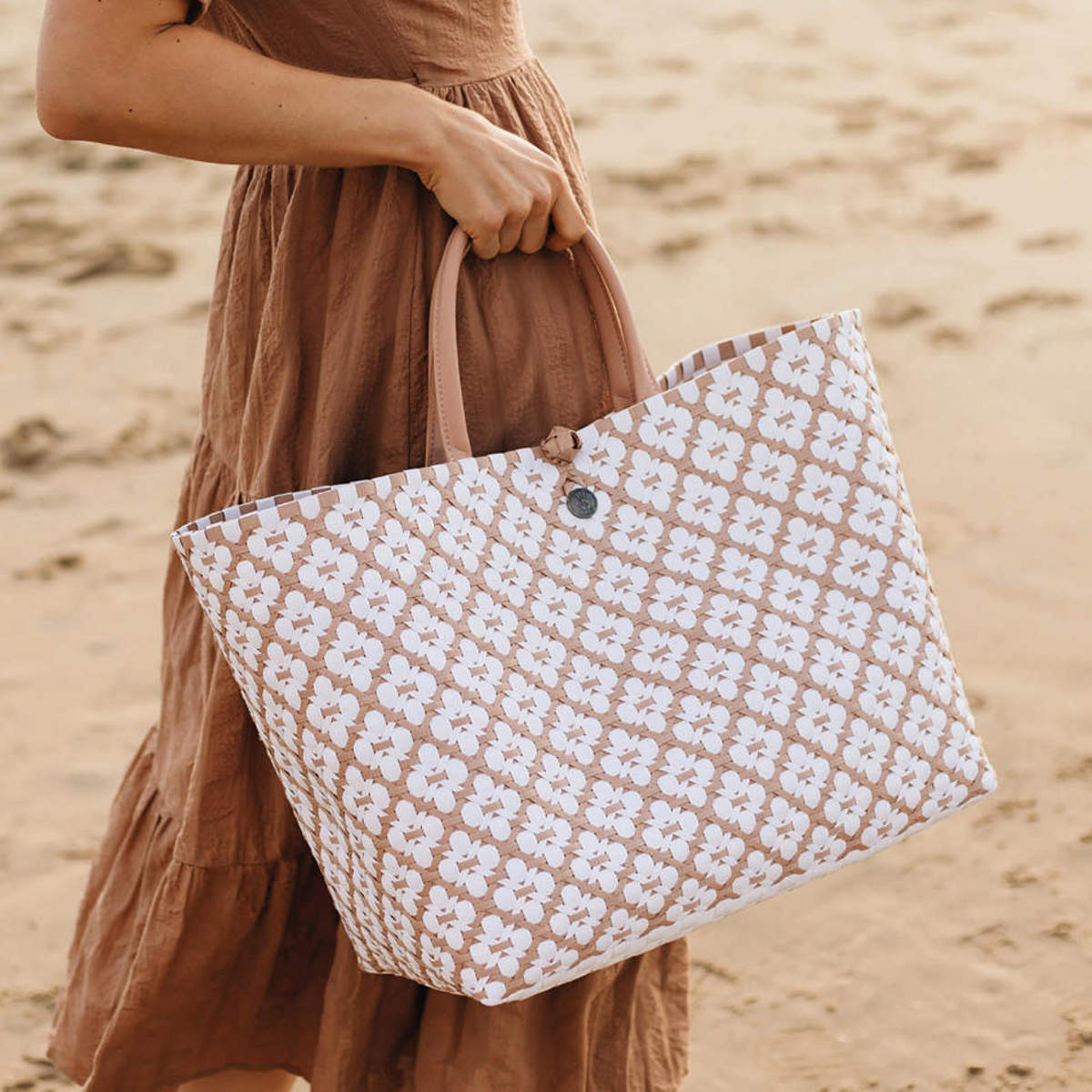 ハンドバッグモーティフ(MOTIF)