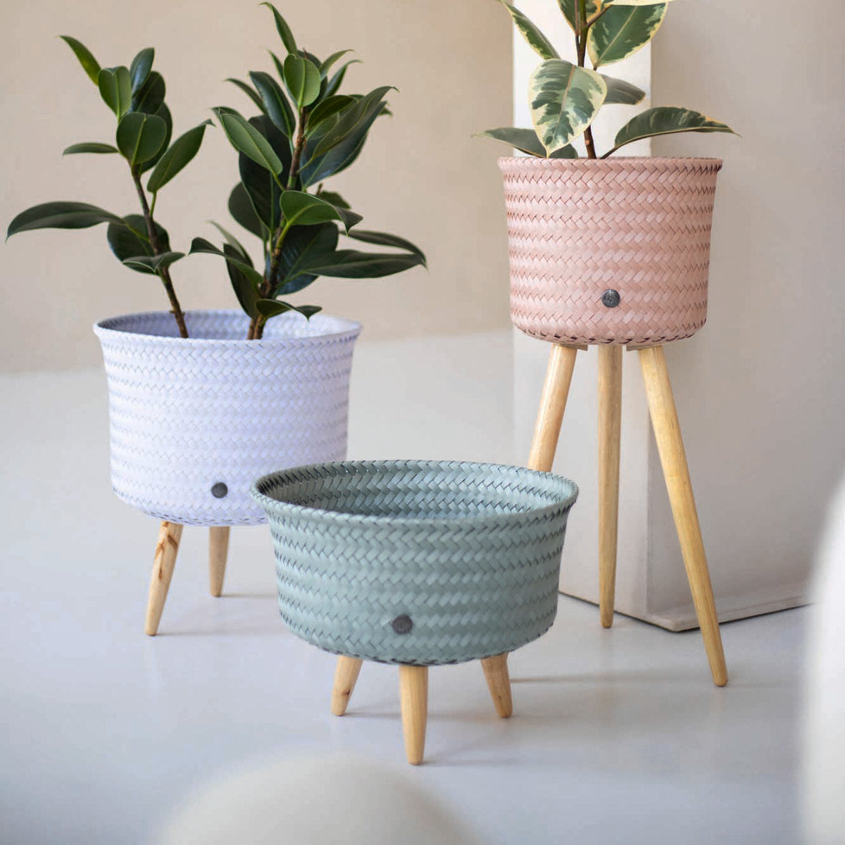 プランターカバーアップ ロー(UPLOW)