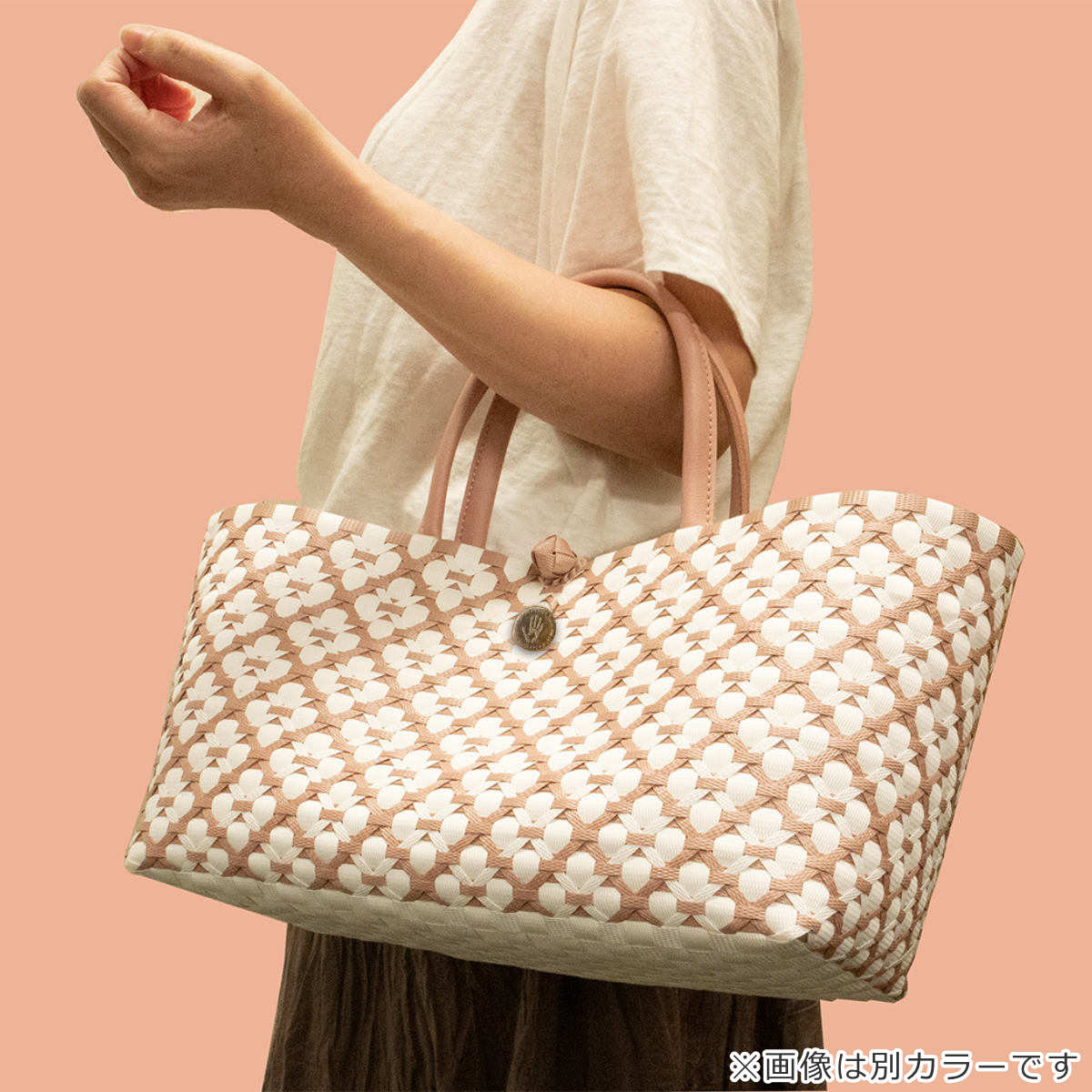 モチーフMネイビー(MOTIF)